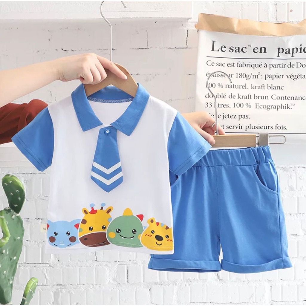 SETELAN TRENDY BAJU POLO DASI BAYI ANAK MOTIF ANIMALS USIA 6 BULAN-5 TAHUN KATUN PREMIUM BEST QUALITY TERBARU TERLARIS/ SETELAN TRENDY BAJU POLO DASI BAYI ANAK LAKI-LAKI/ SETELAN TRENDY BAJU POLO DASI BAYI ANAK PEREMPUAN/ FASHION BAJU POLO ANAK COWOK