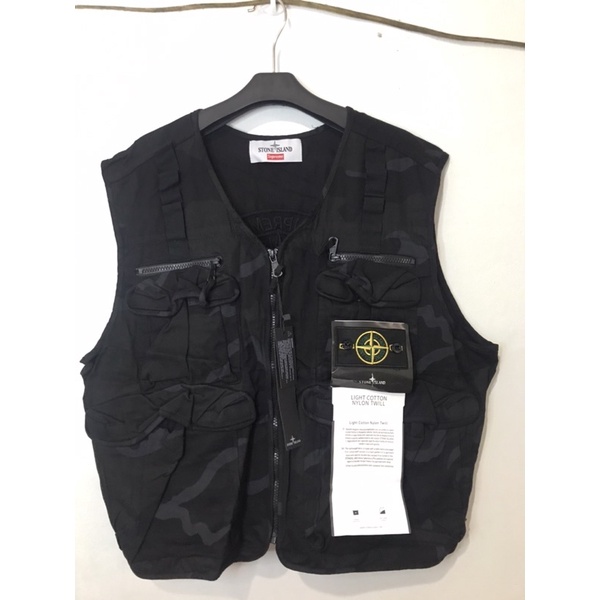 STONE ISLAND X SUPREME CARGO VEST