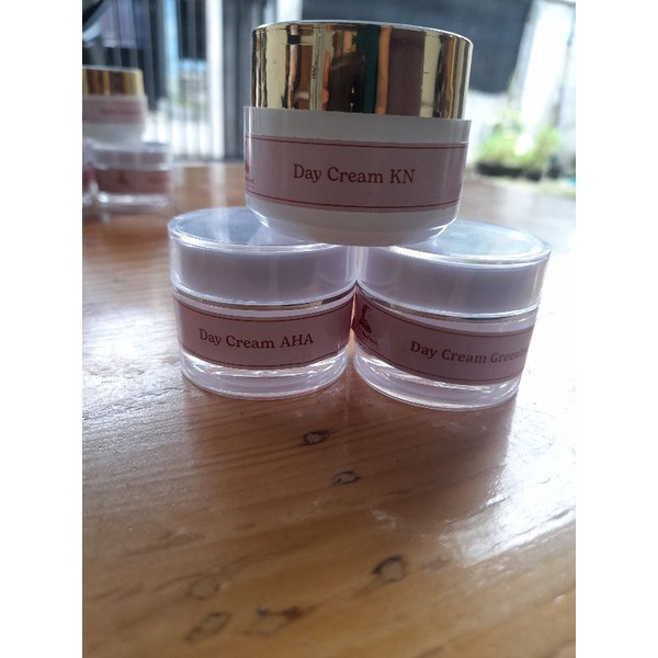 Day cream/ Suncare RH_muslimah skincare