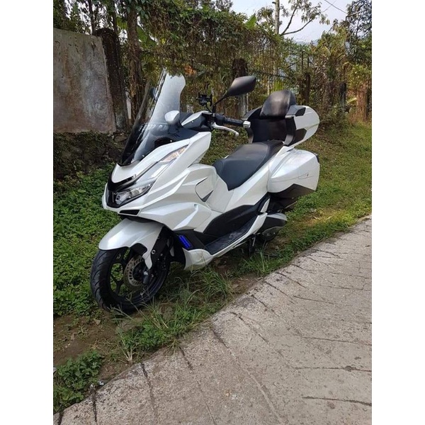 Spakbor Depan Honda PCX 160 v2 Goldwing