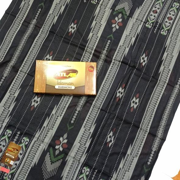 Sarung atlas idaman harmoni akasia - Biru