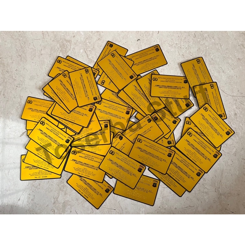 

KARTU NAMA POLISI KOMBES KOMISARIS JENDRAL BAHAN PLAT ALUMINIUM PREMIUM