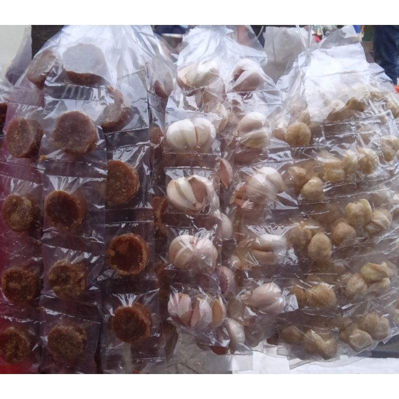 

3 macam.gula merah,bawang putih,kemiri belah. isi 6 renceng.masing masing 2 renceng