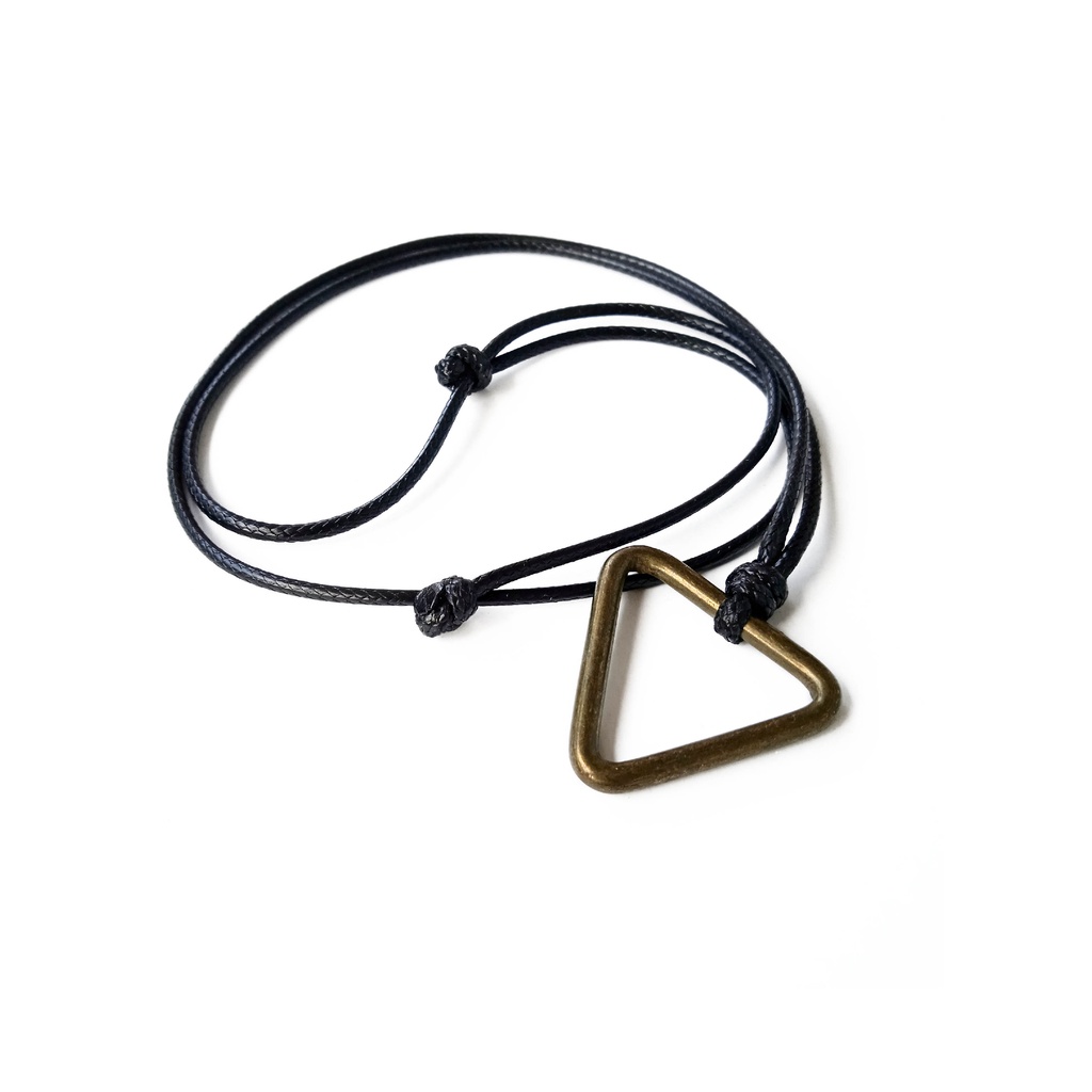 Kalung tali korea hitam liontin ring segitiga gold