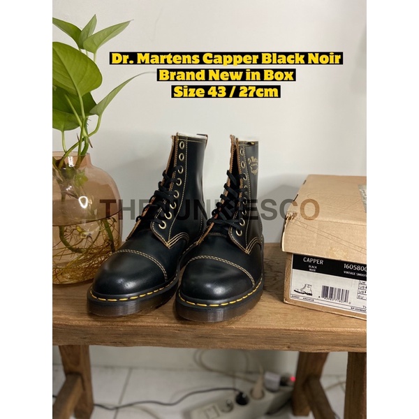 Sepatu Dr. Martens Capper Black Noir