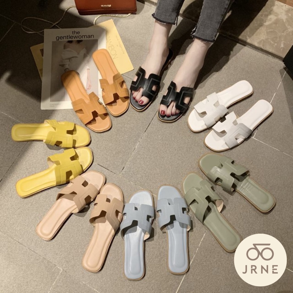 Sendal Wanita Kekinian Sandal Murah Import Semdal Terbaru Korea Special Lucu Premium Slop Sndal Saldal Sadal Impor Simpel 37 38 39 40 Keren Perempuan Sedal COD Sebdal Wanit Swndal