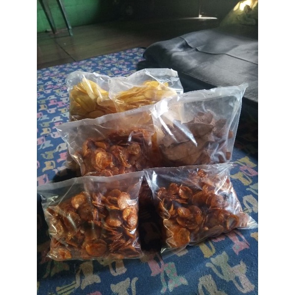 

kripik pisang aneka rasa