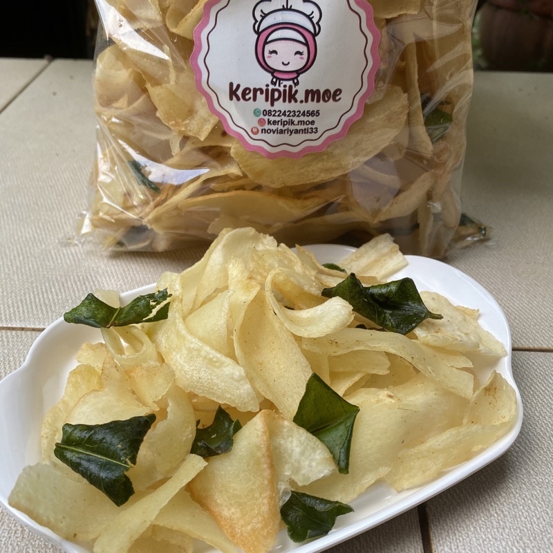 

keripik singkong daun jeruk 500gr / keripik singkong empuk / keripik daun jeruk / aneka keripik