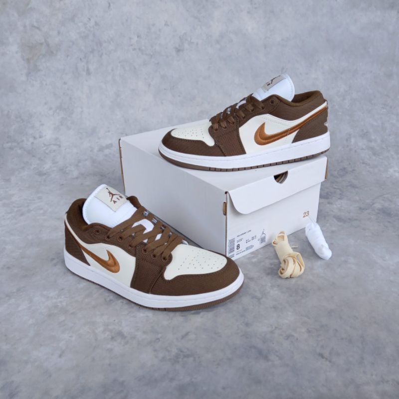 NIKE AIR JORDAN 1 LOW BROWN CANVAS