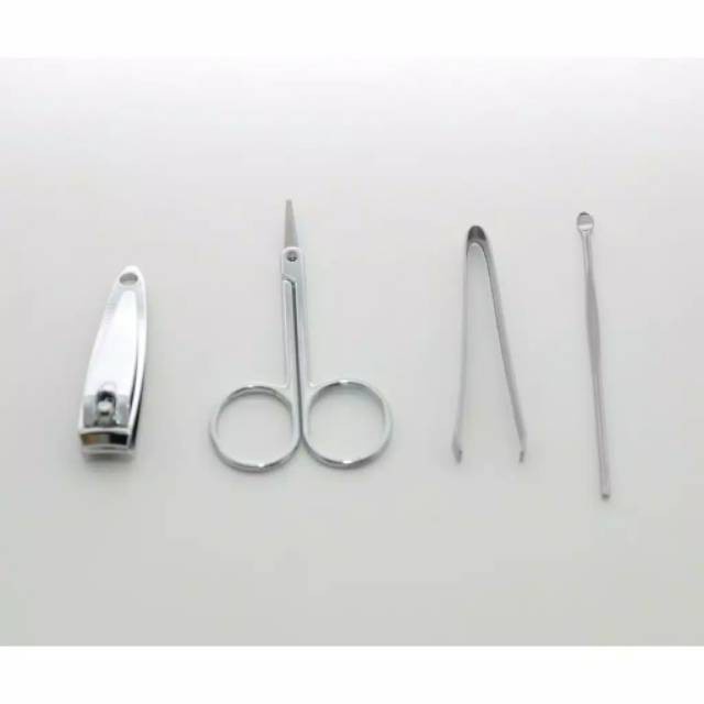 Serbagrosirmurah Manicure Set 4 in 1 Gunting Kuku Capit Pinset Korek Telinga Stainless COver Plastik