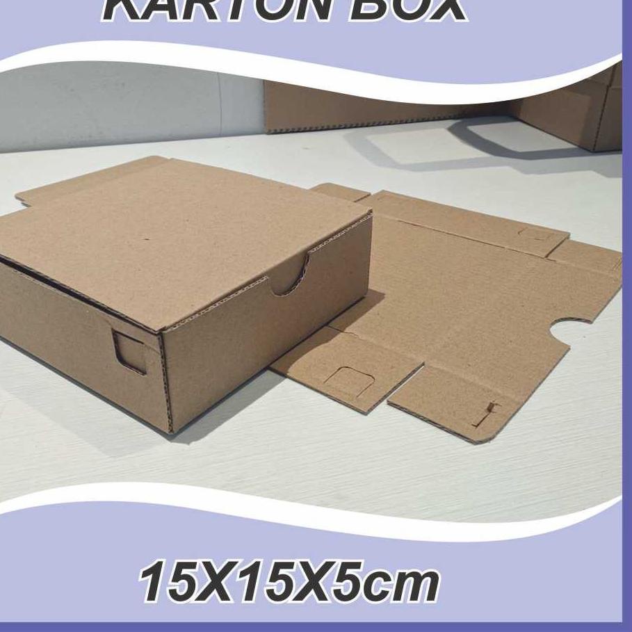 

㊋ (10 pcs) Karton Box Polos uk 15x15x5 cm BF Kardus Packing Murah Box die cut gift box box hampers box packing souvenir ダ