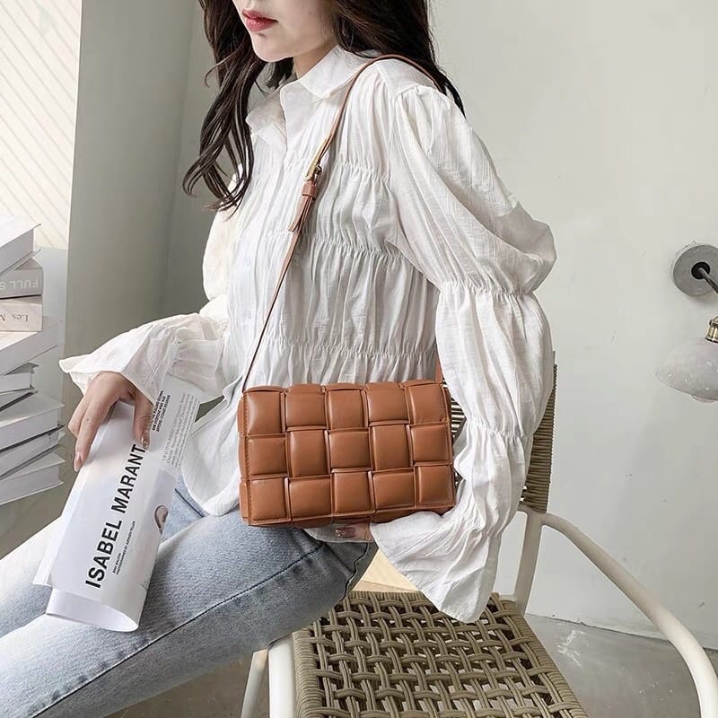 laristerus79 TAS KOTAK KOTAK Tas selempang kotak tas fashion wanita tas botte ga import T014