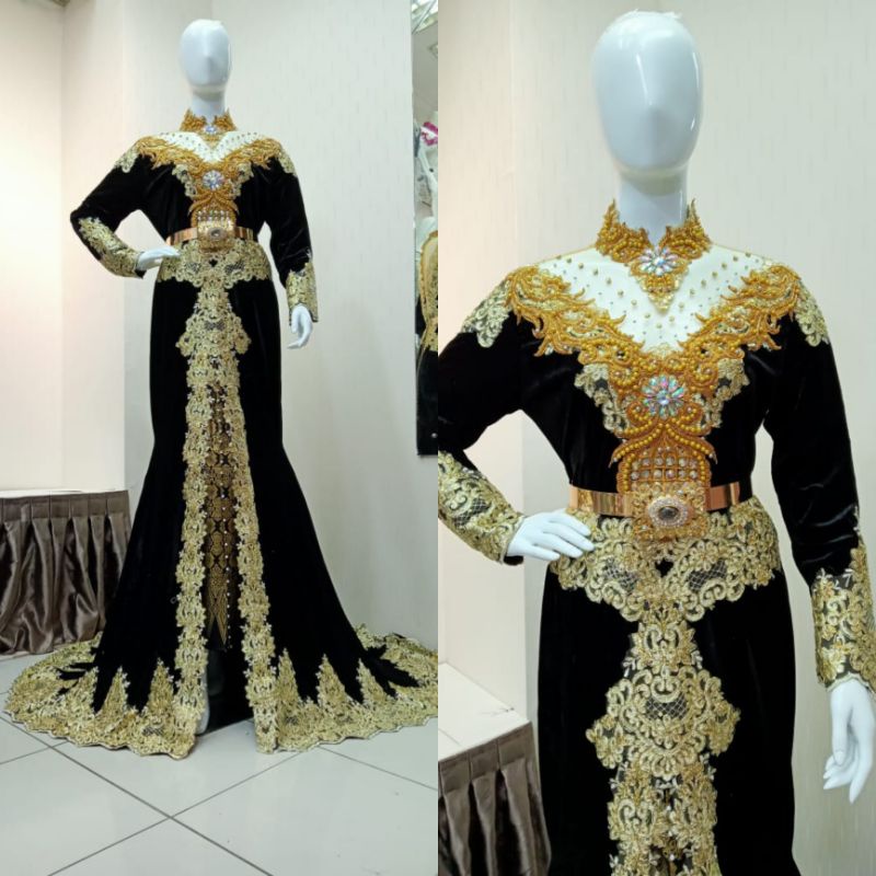 KEBAYA/PENANGANAN/ADAT/ JAWA)