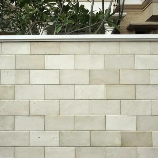 Batu alam palimanan putih - 10x20cm