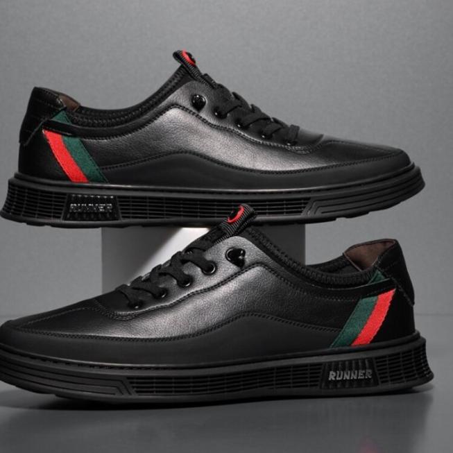 Sepatu Pria Sneaker Kets REVERSI F-925 Running Shoes Import - - Putih, 40