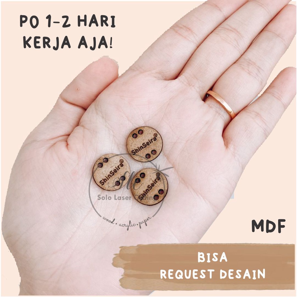 READY STOCK KANCING CUSTOM KAYU/ BENIK CUSTOM 1.5CM / label baju / benik baju / kancing baju / label