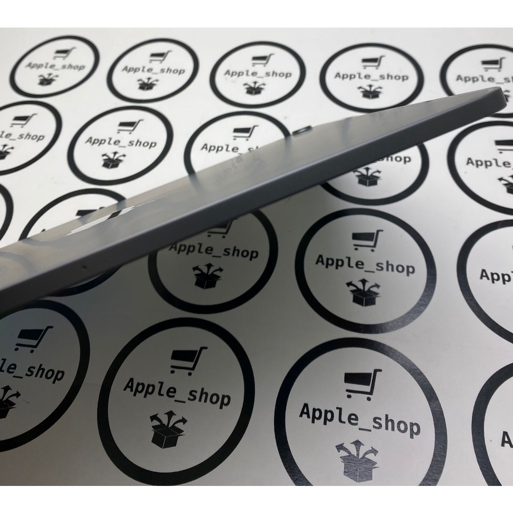 Ipad pro 64GB 2018 12.9inch wifi only Lcd Original Mulus Original Bukan Refurbish / Rekondisi
