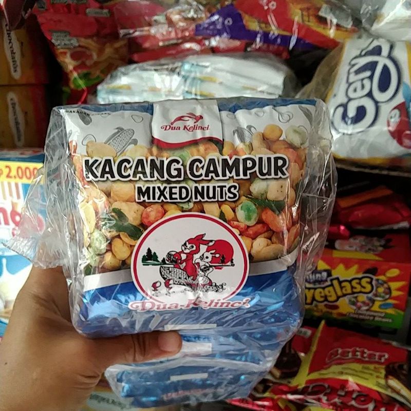 Kacang Mix Nuts Dua kelinci Renceng isi 10 pcs