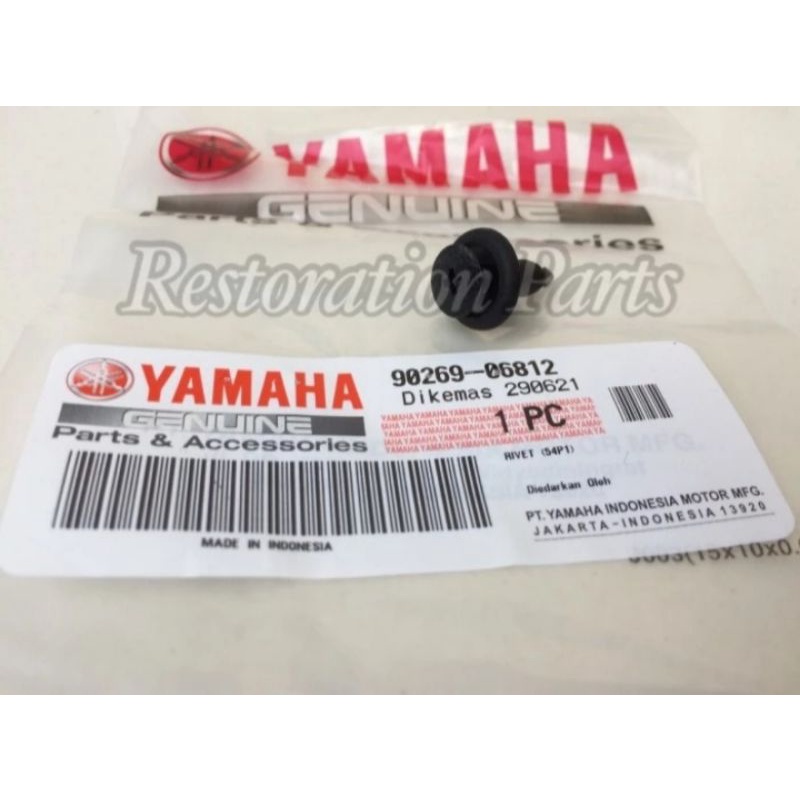 Baut Kancing Spakbor Belakang Mio J - Mio GT 90269-06812