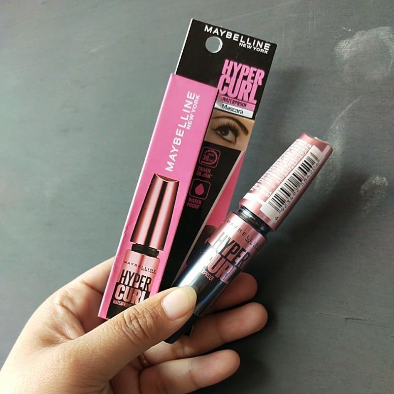 Maybelline Volum Express Hyper cURL mascara