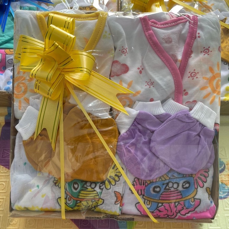 Parsel bayi baru lahir / kado bayi baru lahir / hampers bayi murah / baju bayi / perlengkapan bayi baru lahir / kado bayi 04