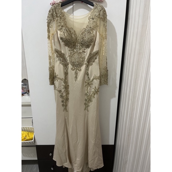 preloved gaun pesta payet