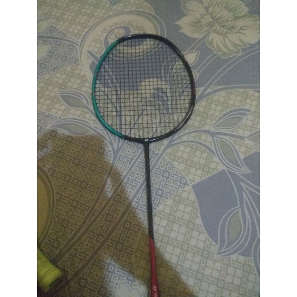 Raket yonex astrox 38S