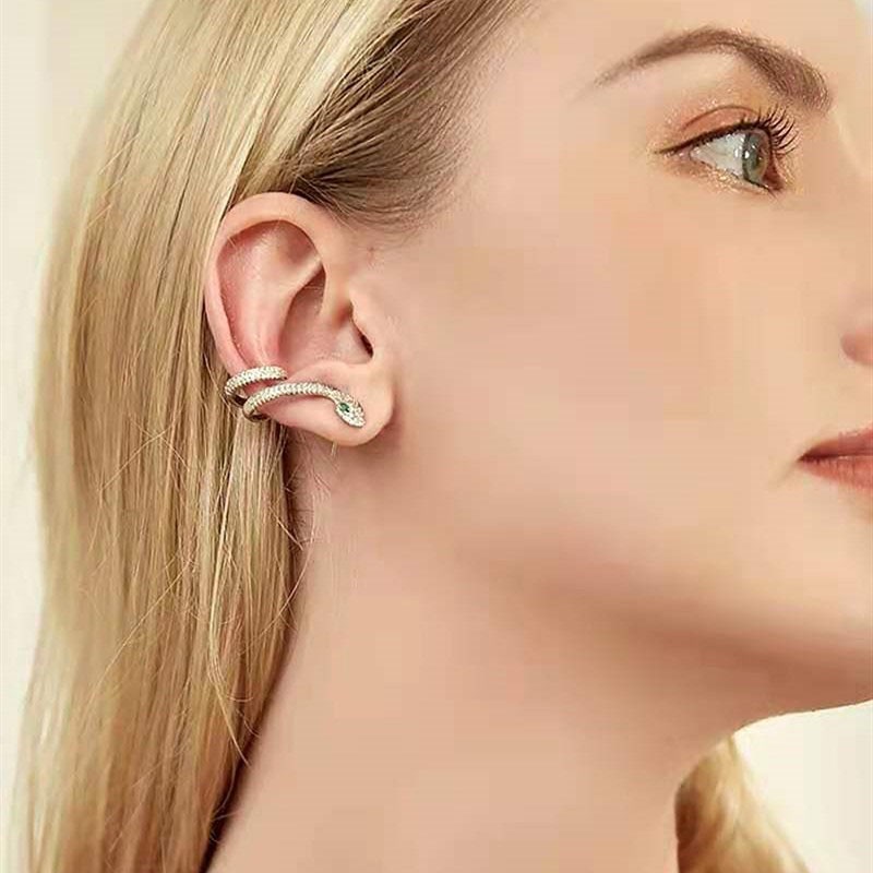 Anting Desain Ular Bahan Zirkon Warna Emas Untuk Wanita