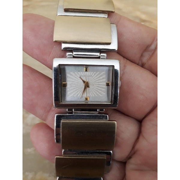 FOSSIL Jam Tangan Wanita Swiss movt second preloved 513