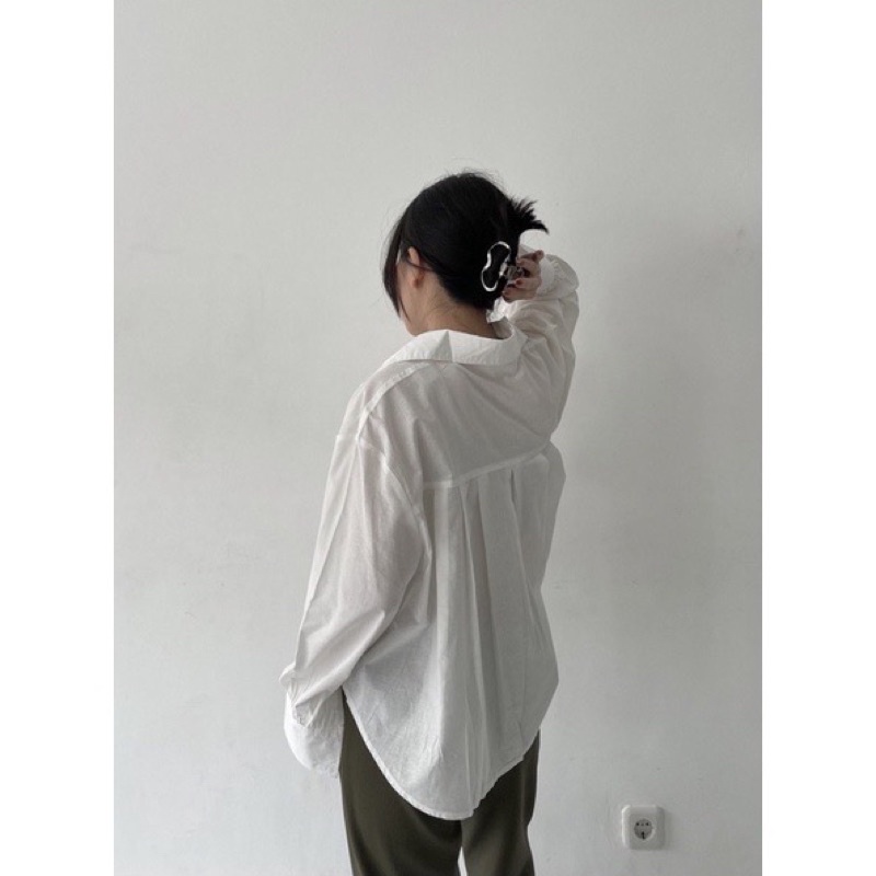 Irene Shirt - Kemeja Crop Wanita  - Kemeja Linen- Kemeja Basic