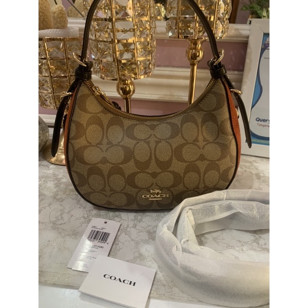 SOLDD….Coach Kleo Hobbo preloved authentik