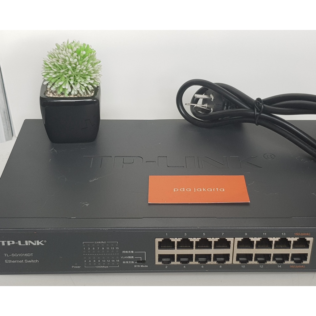 TP-LINK TL-SG1016DT 16 Port Gigabit Desktop/Rackmount Switch Hub