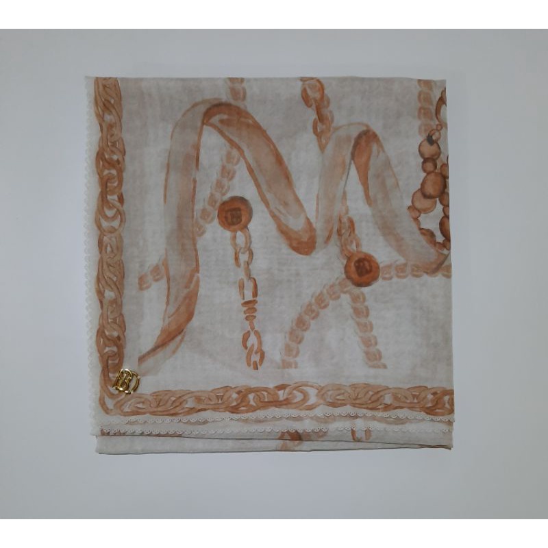 Buttonscarves Chain Series 1