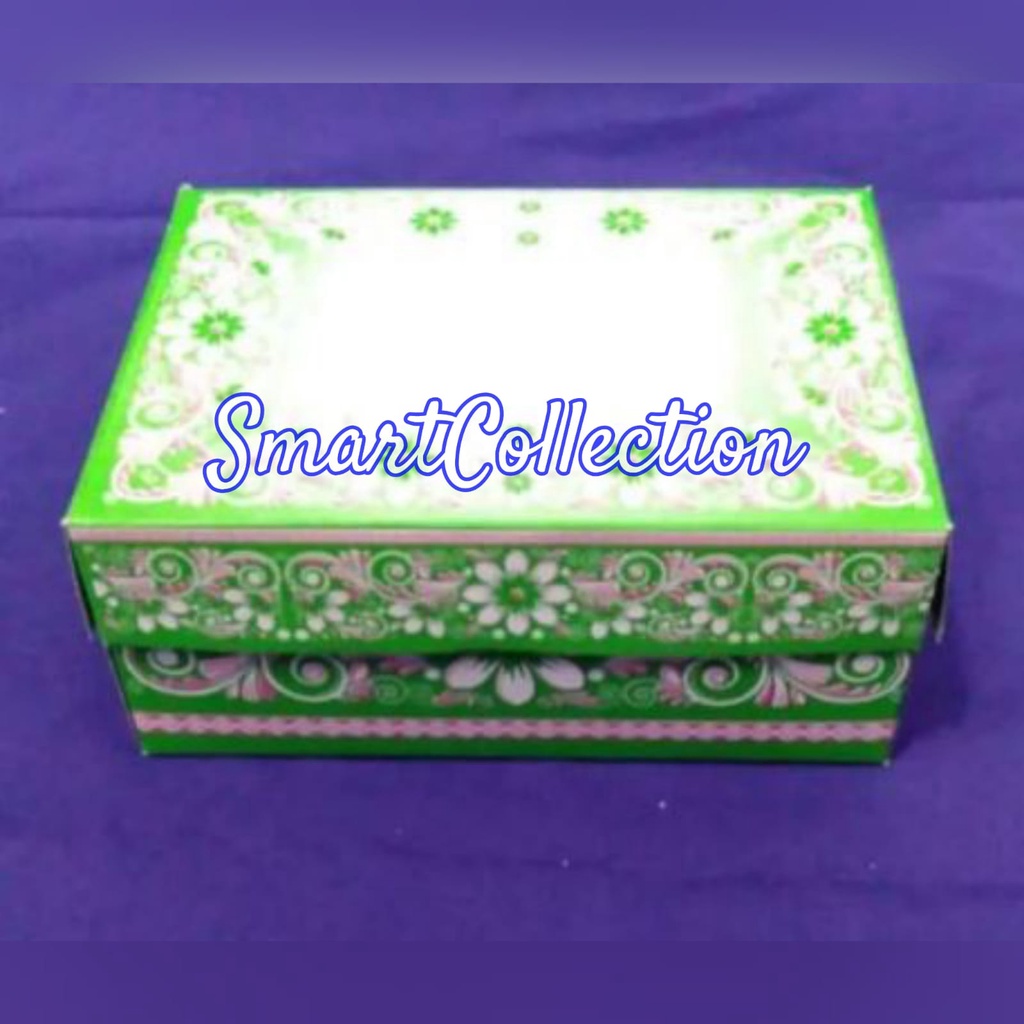 

PROMO!!! ( Kardus ) Dus Snack Motif Batik Uk. 12 x 16 x 7 ( ECER/PER PCS )