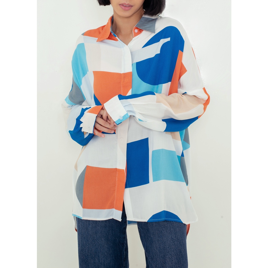 Ixora Gook Oversized Shirt - Kemeja Wanita Oversized Blouse Berkancing