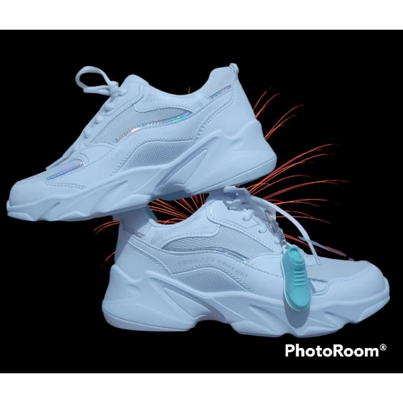 SEPATU PRO ATT LIP 504 UTIH/ ABU TERBATU SEPATU OLAH RAGA WANITA