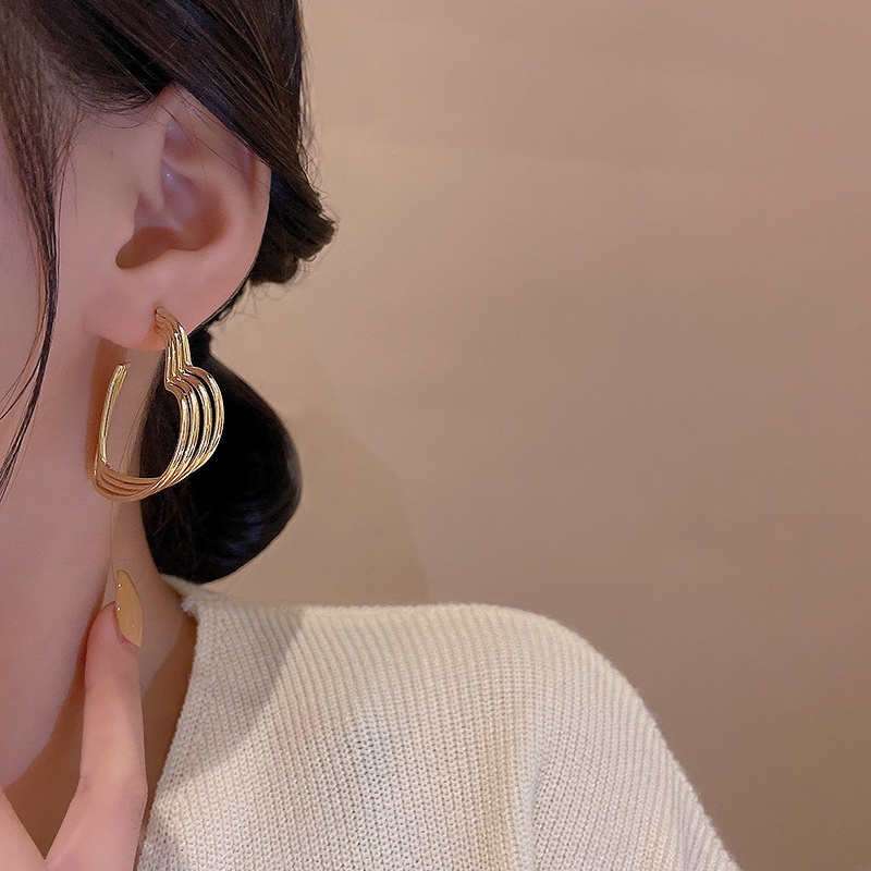 Anting Tusuk Bentuk Hati Bahan 925 silver Untuk Wanita