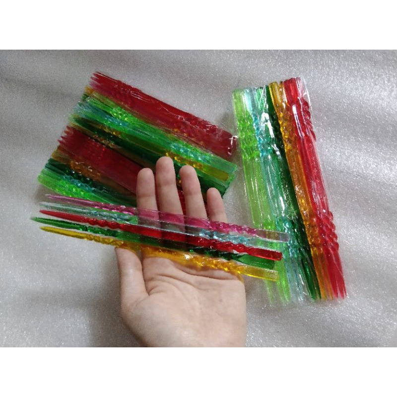 

MRENEEO KALAM NGAJI 1 LUSIN - ISI 12 OCS KALAM MENGAJI ANAK WARNA WARNI