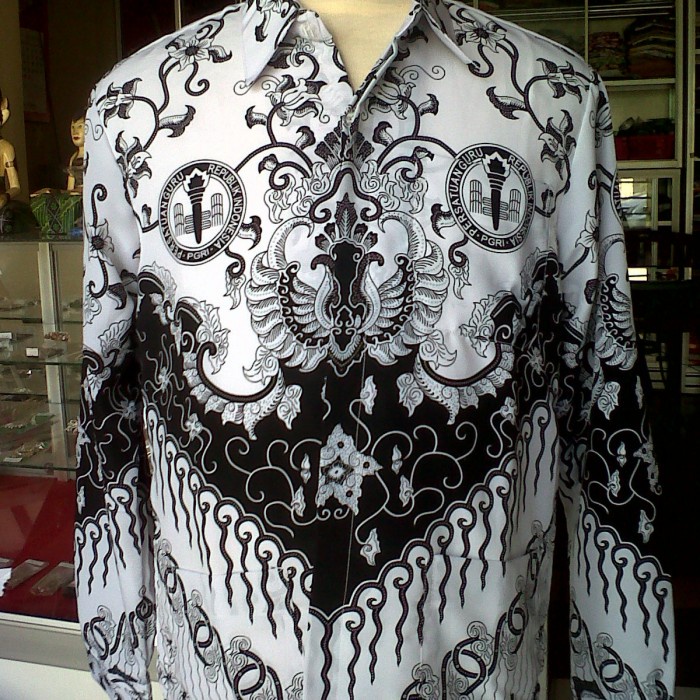 Pgri Pria Pake Puring Bahan Semi Sutra