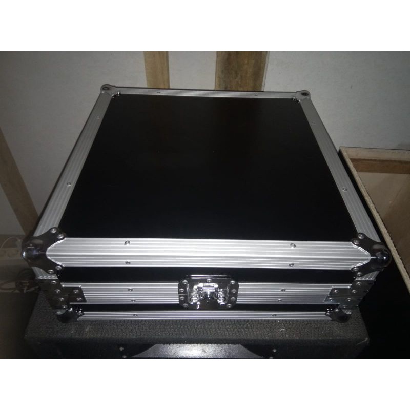 hardcase mixer
