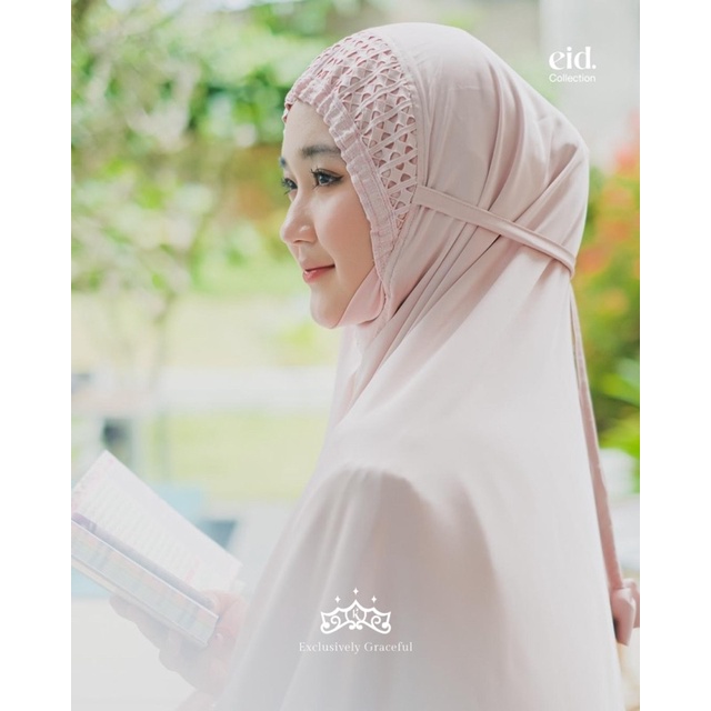 TELEKUNG MUKENA LEBARAN AINUN KAZAMI