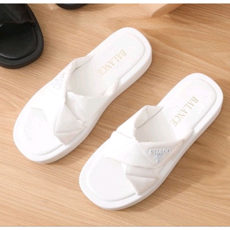 Sandal Jelly Wanita Import PRIDE Sandal Slop Karet Tebal 3 Cm Tali Silang