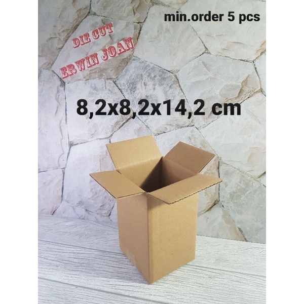 

Kardus / Box / uk 8,2x8,2x14,2 cm / Karton packing polos baru ST