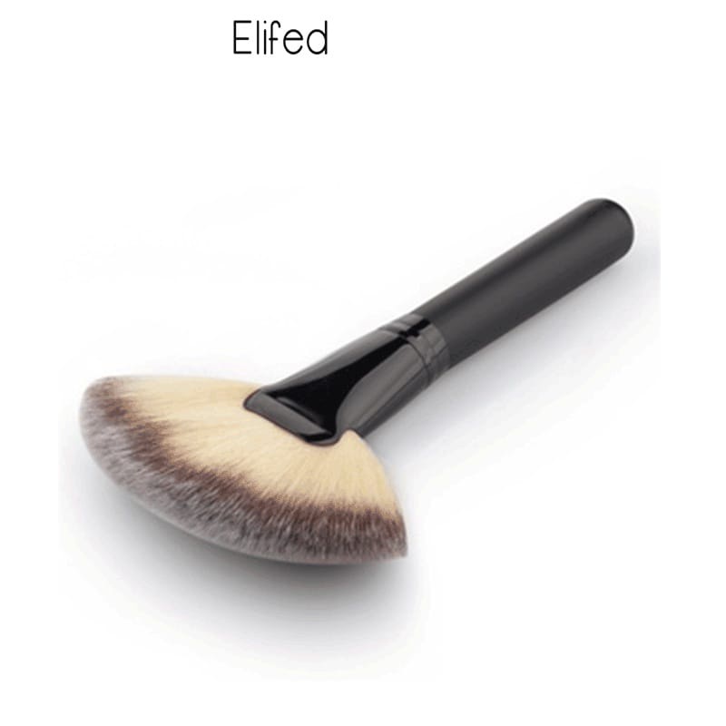 Kuas Make Up Brush Kuas Kipas Make up Blush On Foundation Wajah Bentuk Kipas Brush F082