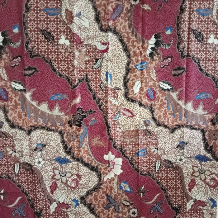 

(COD) Kado Kenang Kenangan Hampers Kain Batik - D-101