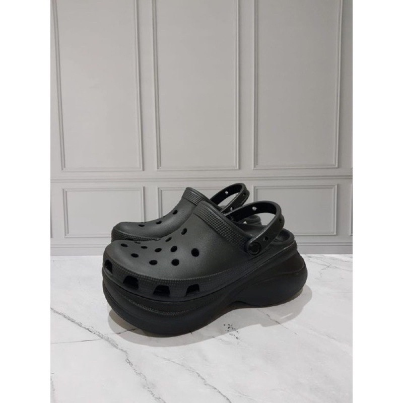 Sendal Wanita Crocs Classic Bae Clog Platform / Sepatu Sandal Wanita Crocs Wedges