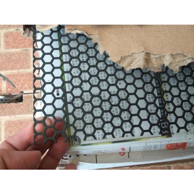 Ram Speaker / Jaring Speaker / Tutup Box Speaker Model Segi Enam