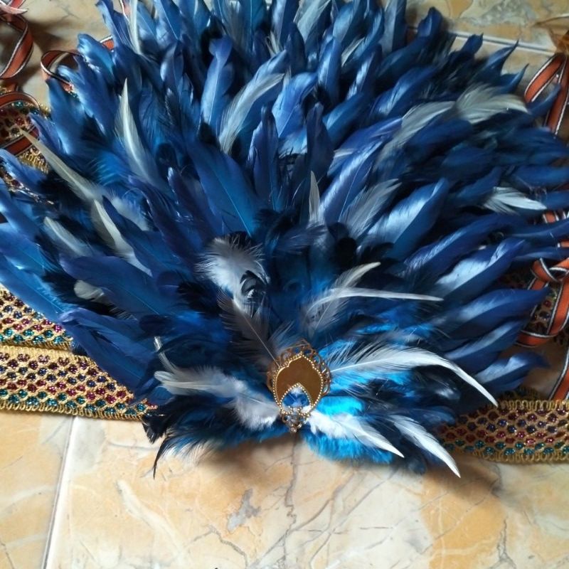 Mahkota tari bulu headpiece