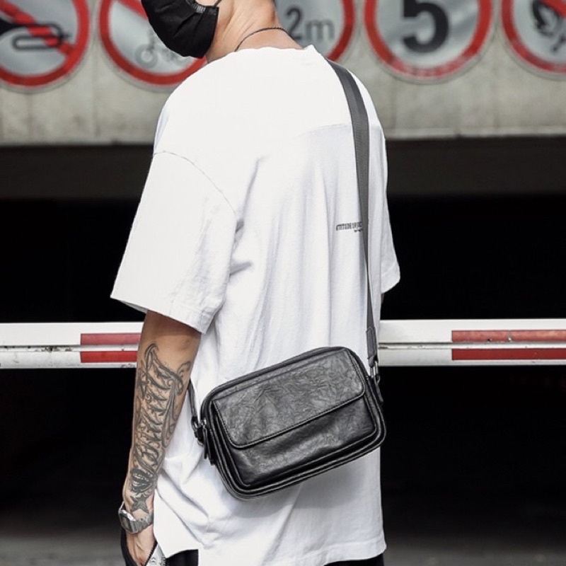 Tas Kulit Selempang Kecil Pria Model Polos