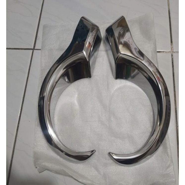 Lis foglamp avanza veloz 2016  up